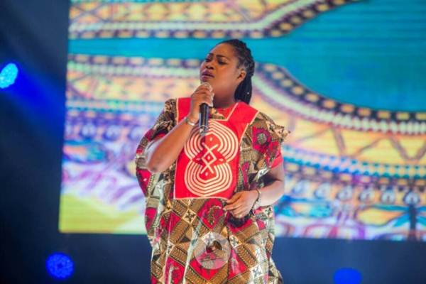 Joyce Blessing thrill fans at Eko Convention Center, Lagos as Zylofon Media Launched Menzgold and Zylofon media in Grand style