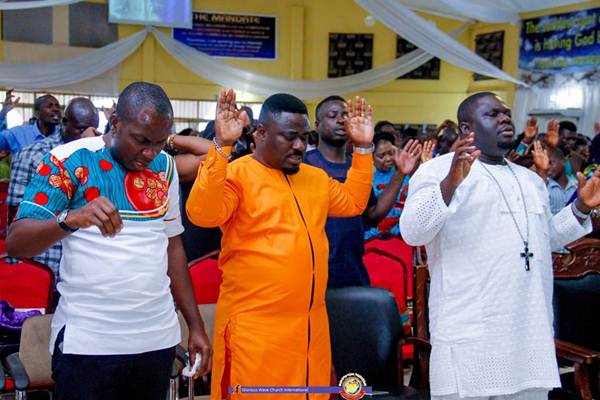 Prophet Dr Emmanuel Badu Kobi anoints Son, Counselor Lutterodt 1