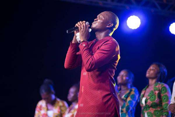 Joe Mettle Pulls Mammoth Crowd at My Love Gift 2018 (Events)