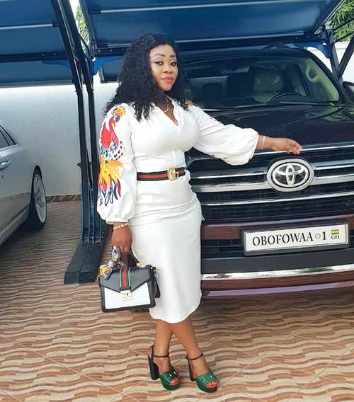 obofowaa Obofour's Wife Ciara (Obofowaa) Shows off New Customised V8