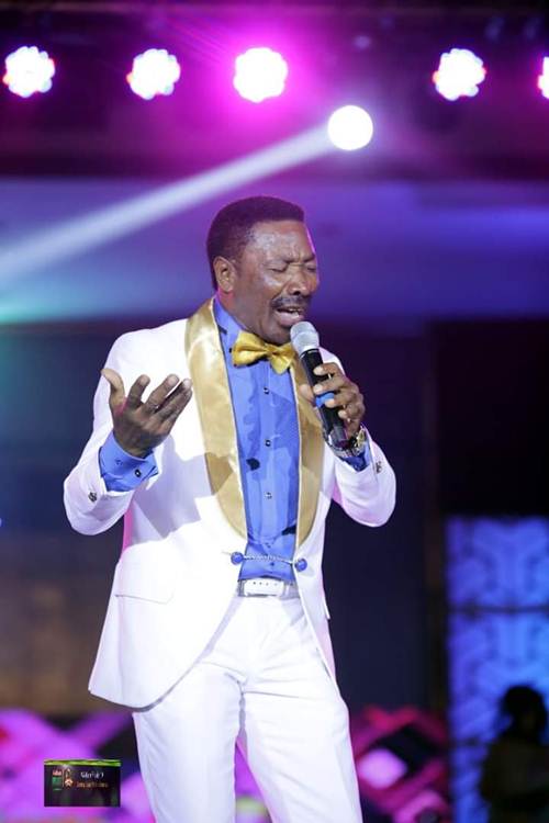 Adom Praiz Marks 10 years With 10 Gospel Stars + Photos