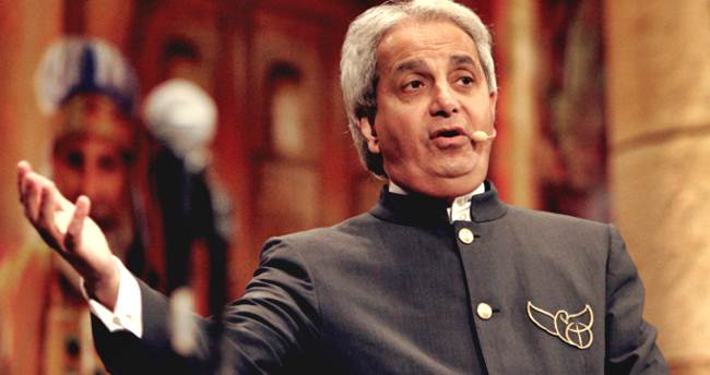 Televangelist Benny Hinn Renounces Prosperity Gospel