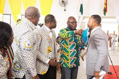 Mahama, Owusu Bempah 'Clash' at Assemblies of God Church