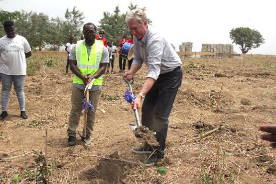 Don Moen Donates School, other Facilities Worth N36.5m to Orphanage