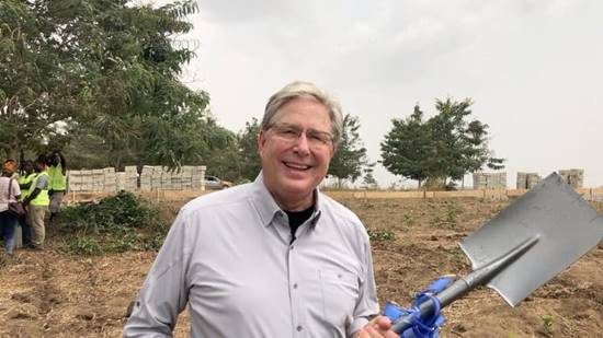 Don Moen Donates School, other Facilities Worth N36.5m to Orphanage