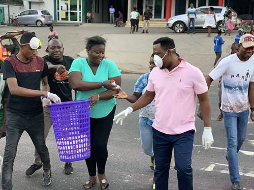 Prophet Nigel Gaisie Shares Hand sanitizers and Face Masks 