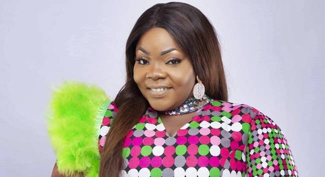 I’m Watching How You Handle My Project – Celestine Donkor Cautions ‘Table of Men’
