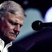 700 People Give Their Lives to Christ During Franklin Graham’s ‘God Loves You’ U.K. Tour
