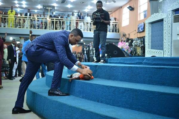 FLASHBACK: “Dead Baby Prayed Back To Life” Yesterday At The Liberation City Church