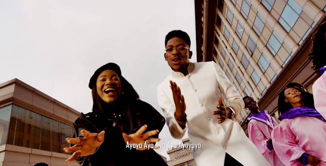 Moses Bliss ft. Mercy Chinwo – Taking Care Remix (Official Music Video)