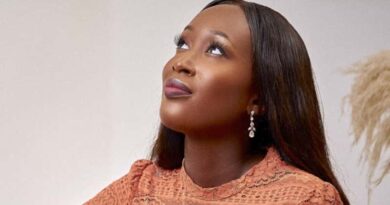 Singer-Songwriter JessiEmma Releases Debut Single ‘Amazing Grace’