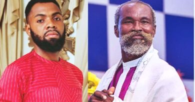 Tension Between Obofour And Rev Adom Kyei As The Two Fight Over ‘Sobolo’